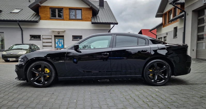 Dodge Charger cena 119900 przebieg: 117000, rok produkcji 2018 z Rzeszów małe 121